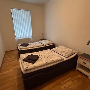 https://apartments-karlin.praguehotelsweb.com
